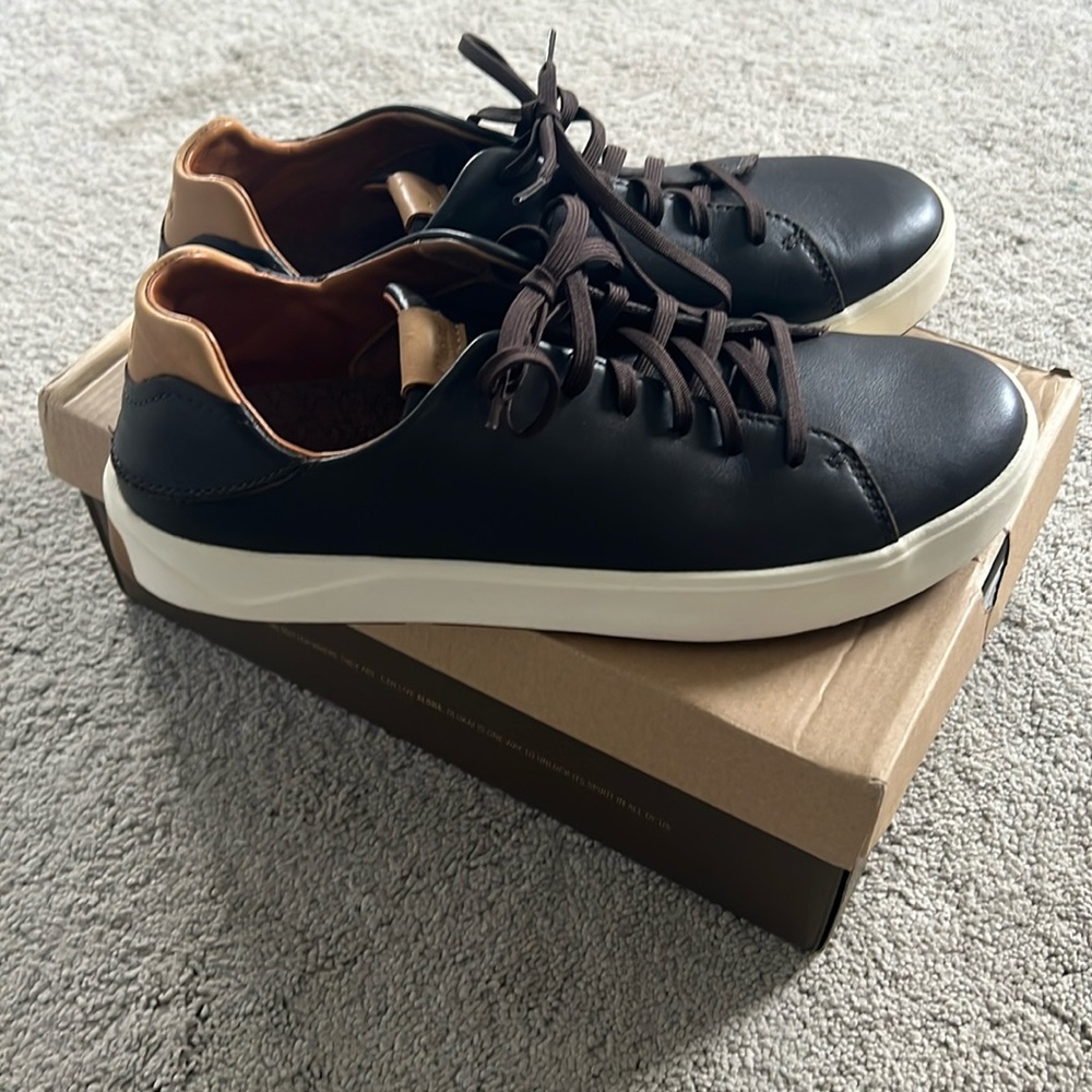 Men's OluKai Lae'ahi Li 'Ili dark Java sneaker size 10 - NWT